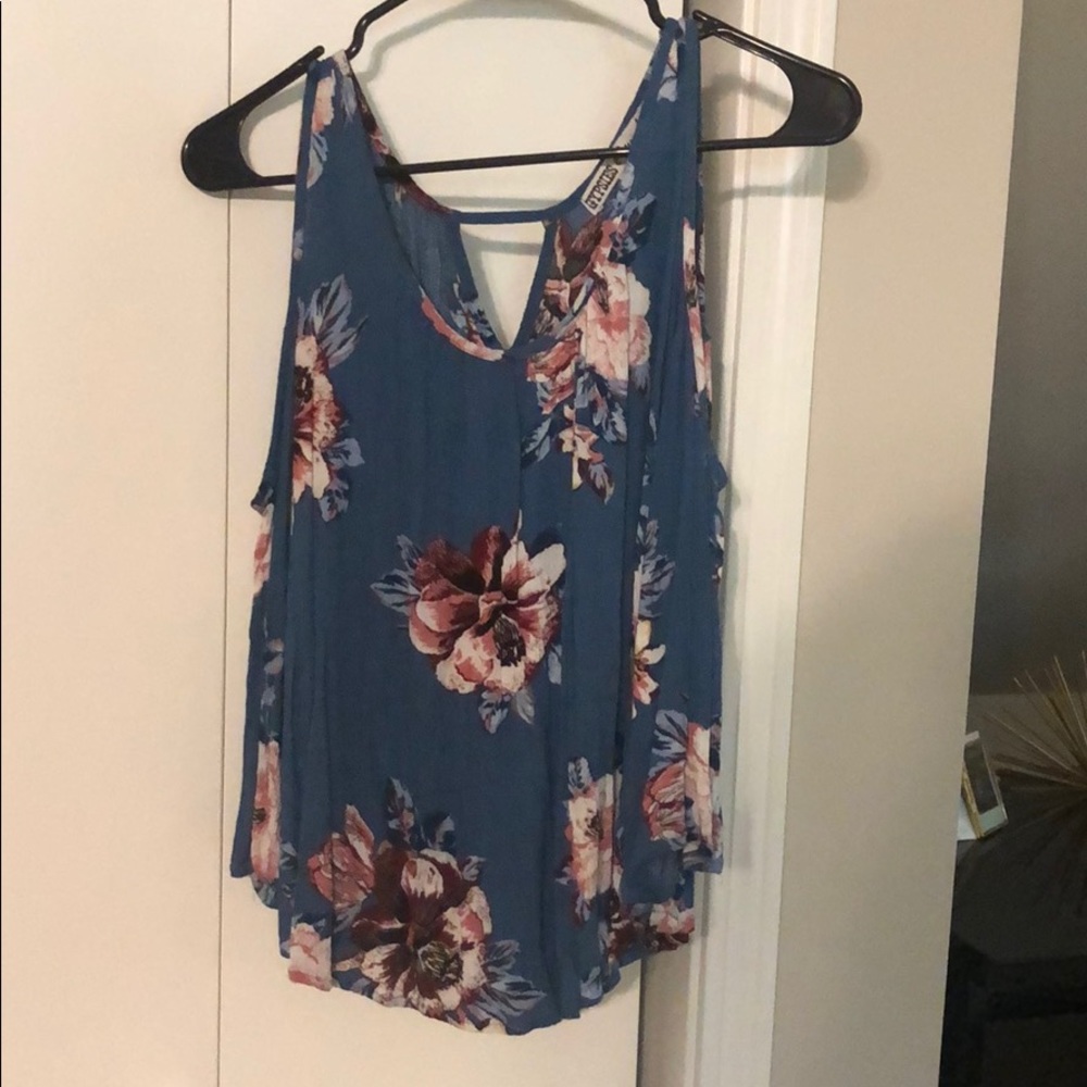 Long sleeved floral blouse